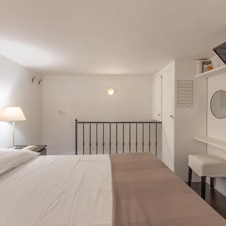 Iflat Monti * Roma